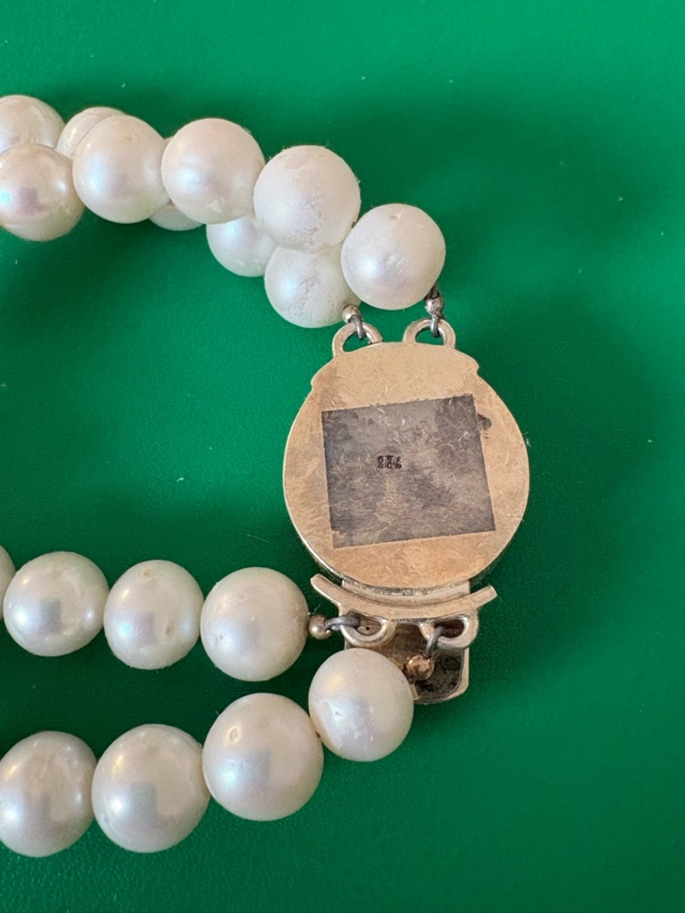 Val Colbert Vintage Chanel Button and Pearl with Sterling Clasp Bracelet - Picture 2 of 6